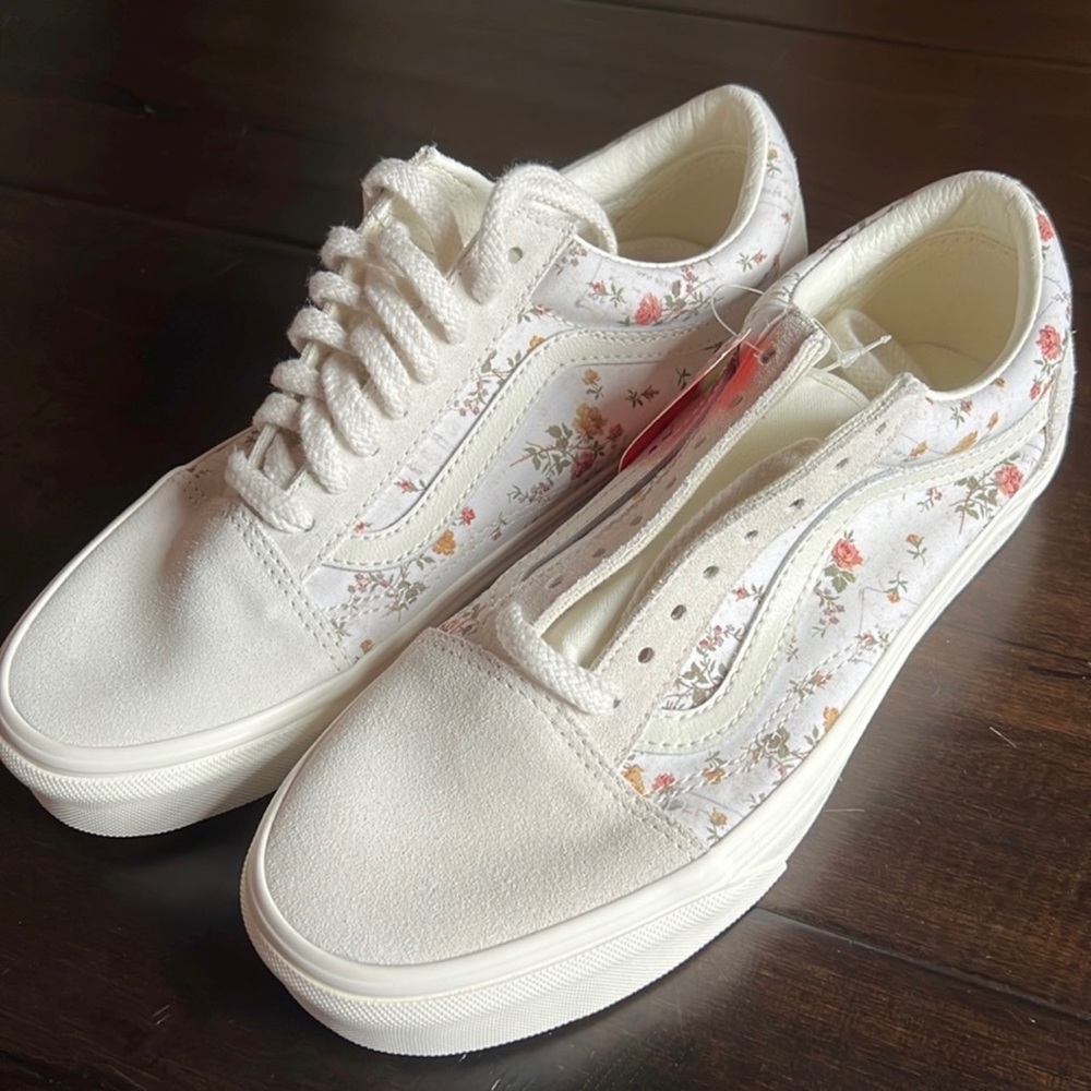 Brand new floral Vans. Never worn